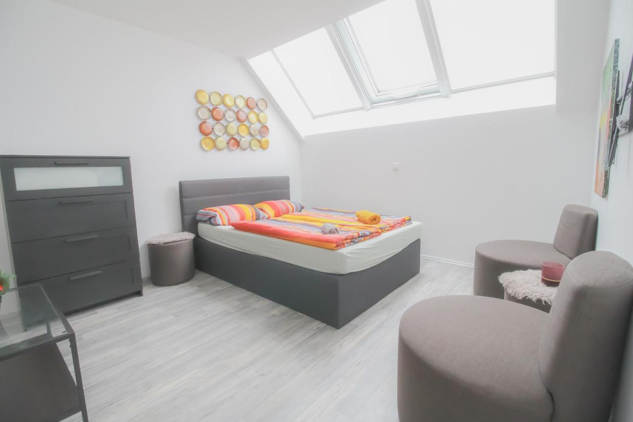 Private Triple Bedroom In Shared Apartment Dw171-4 Vienna Exterior photo
